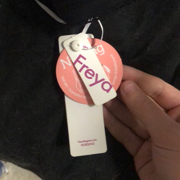 NWT Nursing Bra! - Picture 5 of 5